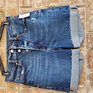 ☀️Old Navy Sky-Hi Denim Short, Size 4, NWT